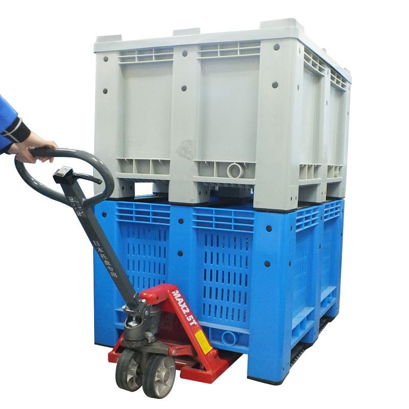 large plastic pallet container